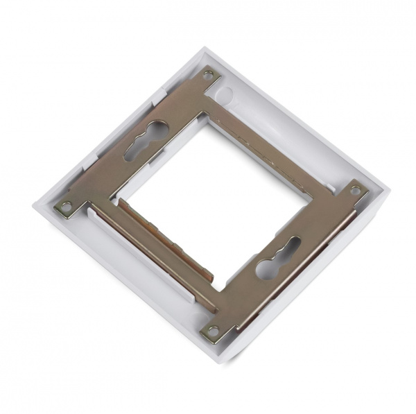 Cabeus FF-80x80 Лицевая панель 80х80мм для модулей 45x45 (Mosaic) Фото Cabeus FF-80x80 Лицевая панель 80х80мм для модулей 45x45 (Mosaic) Фото